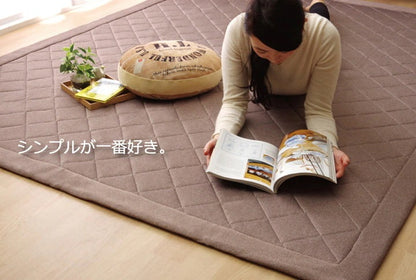 キルトラグ 絨毯 190x240cm キルティング加工 ホットカーペット対応 シンプル 無地