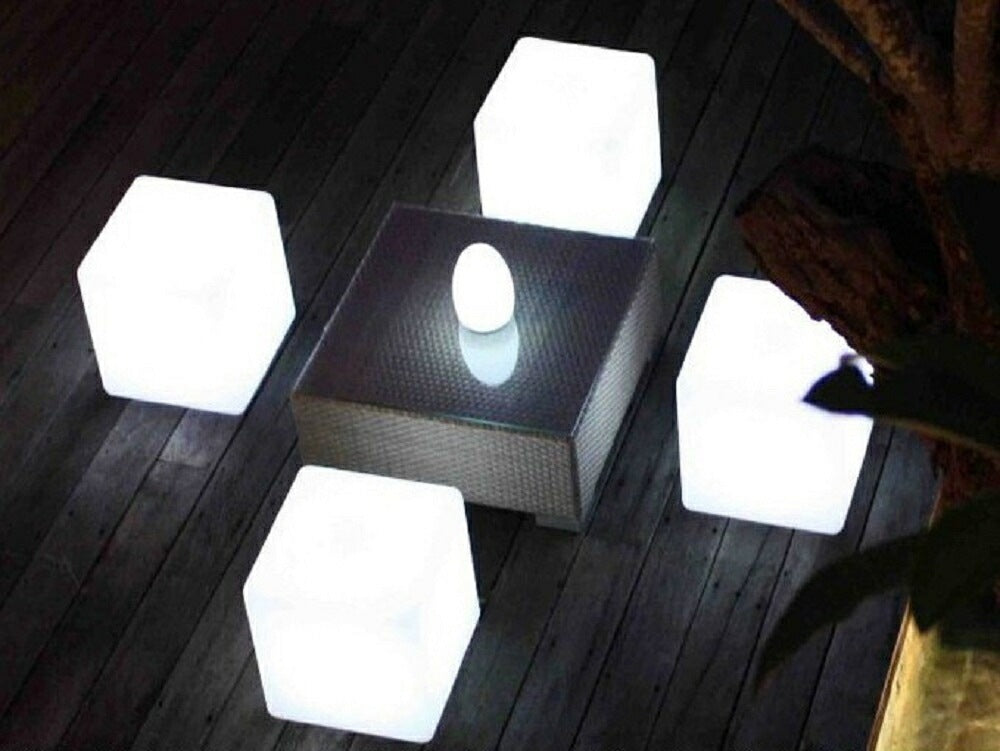 光るスツール LED 椅子 キューブ 充電式 リモコン操作 【リモコンには単4電池2本が必要です】 40x40x40cm