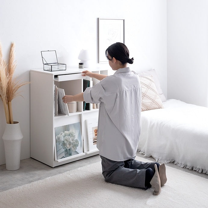 フラップ扉 サイドボード 隠しキャスター付きキャビネット 幅72cm ディスプレイ収納 ノイズレスデザイン