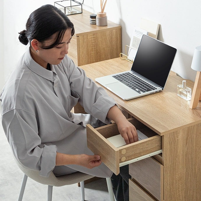 コンセント／USB付き コンパクトデスク 幅90cm 引き出し付き フラットデザイン 机